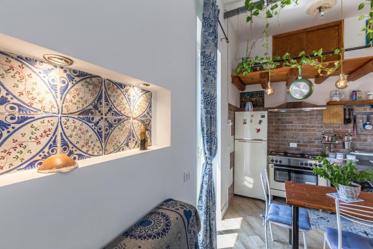 Go Go House 2 Casa Aprile Apartment Палермо Екстериор снимка