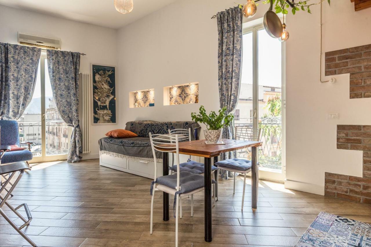 Go Go House 2 Casa Aprile Apartment Палермо Екстериор снимка